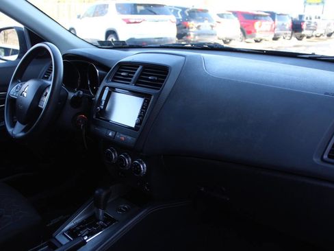 Used 2022 Mitsubishi Outlander Sport LE image 16