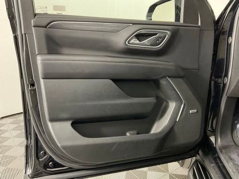 Used 2024 GMC Yukon SLT image 12