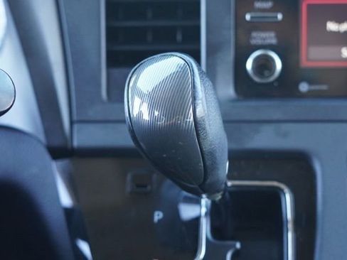 Used 2020 Toyota Sienna SE image 23