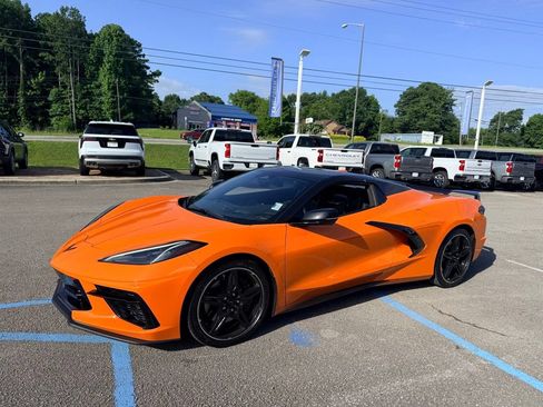 Used 2024 Chevrolet Corvette Stingray Preferred Conv w/ Z51 Performance Package RWD image 2