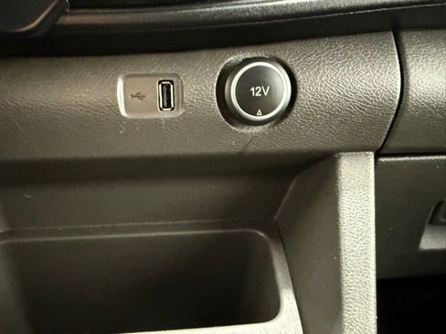 Used 2021 Ford Transit 350 XLT image 32