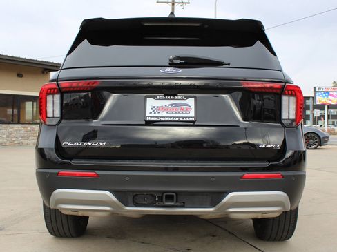 Used 2025 Ford Explorer Platinum w/ LUX Leather Package image 32