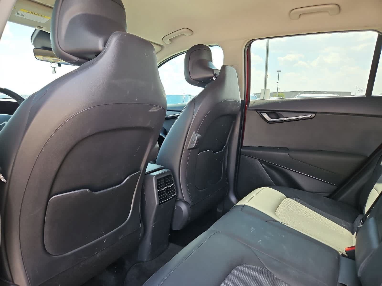 Used 2023 Kia Niro EX FWD image 14