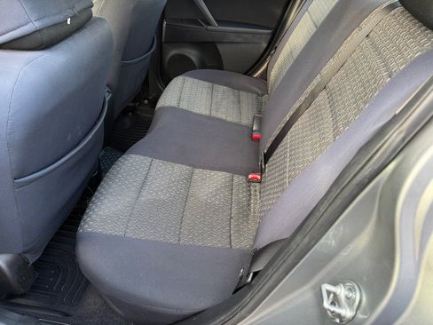 Used 2013 MAZDA MAZDA3 i Sport image 9