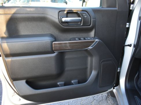 Used 2019 Chevrolet Silverado 1500 LT w/ All-Star Edition image 32