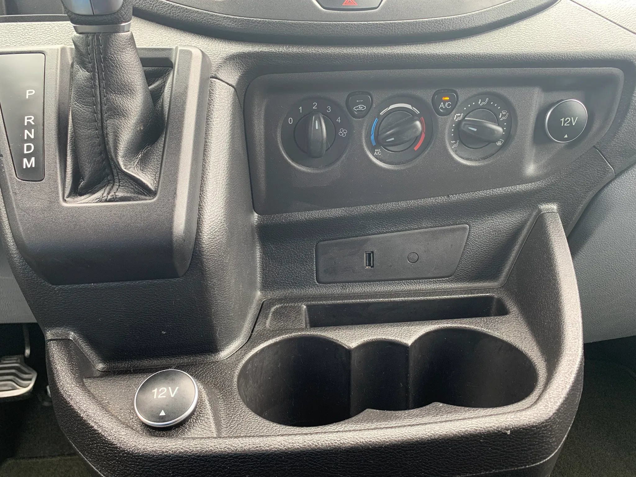 Used 2018 Ford Transit 350 XL RWD image 16
