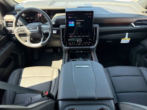 New 2026 GMC Yukon XL Denali AWD/4WD image 15