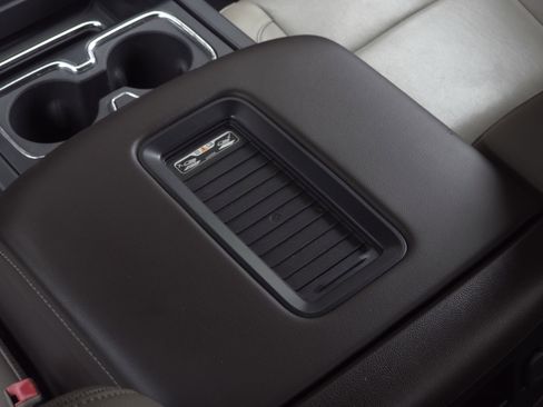 Used 2018 Chevrolet Silverado 1500 LTZ Z71 w/ LTZ Plus Package image 15