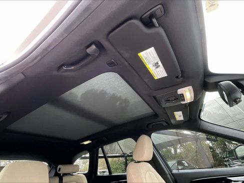 Used 2019 BMW X1 xDrive28i w/ Convenience Package image 14