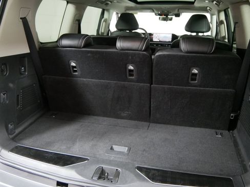 Certified 2025 INFINITI QX80 Sensory AWD/4WD image 5