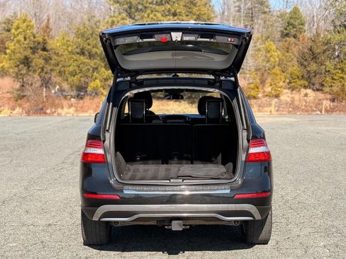 Used 2014 Mercedes-Benz ML 350 4MATIC w/ Premium 1 Package image 32
