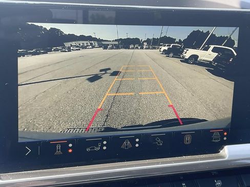 New 2026 Chevrolet Silverado 1500 High Country AWD/4WD image 19