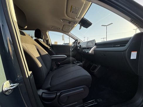 Used 2024 Hyundai Ioniq 5 SEL image 17