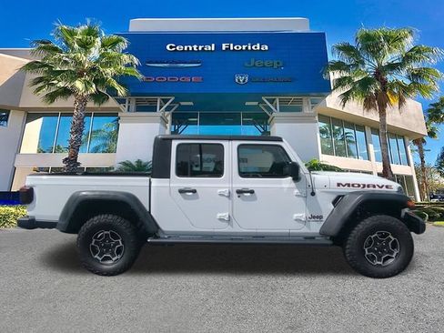 Used 2022 Jeep Gladiator Mojave w/ LED Lighting Group AWD/4WD image 4