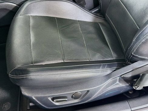 Used 2018 Ford Mustang GT Premium RWD image 21