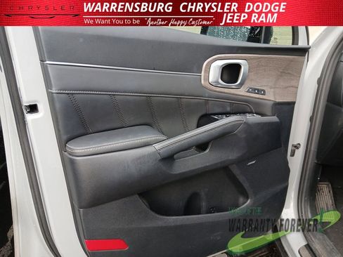 Used 2023 Kia Sorento SX Prestige AWD/4WD image 11