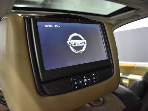 Used 2014 Nissan Armada Platinum w/ Platinum Reserve Package image 37