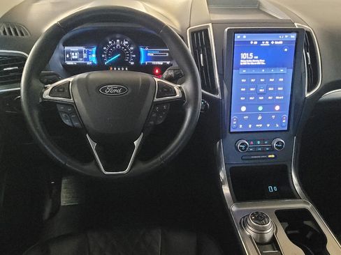Used 2024 Ford Edge Titanium image 22