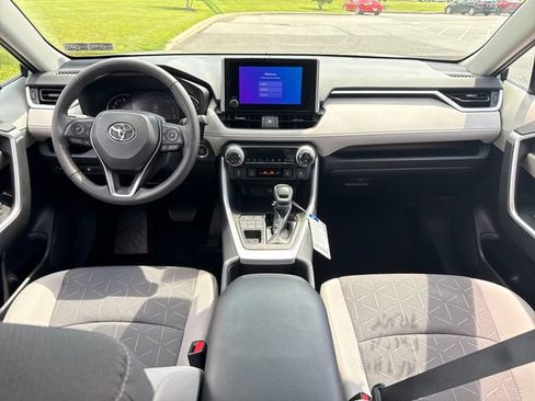 Certified 2023 Toyota RAV4 XLE w/ Convenience Package AWD/4WD image 18