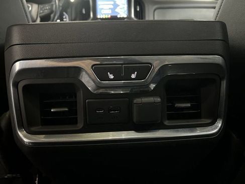 Certified 2021 GMC Sierra 1500 AT4 w/ AT4 Premium Package AWD/4WD image 22