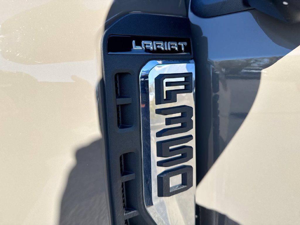 Used 2026 Ford F350 Lariat w/ FX4 Off-Road Package AWD/4WD image 26
