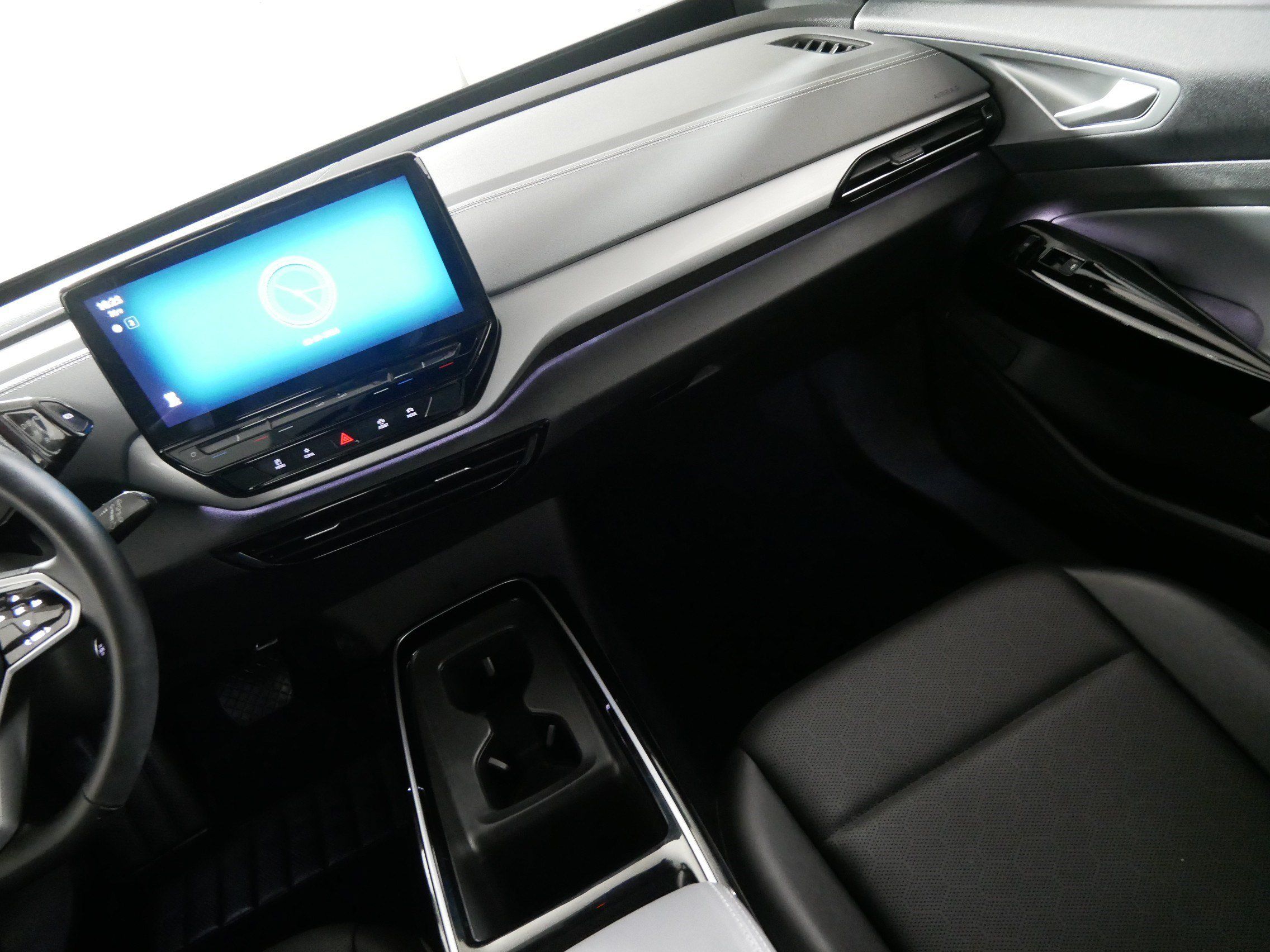 Certified 2023 Volkswagen ID.4 Pro S Plus AWD/4WD image 11
