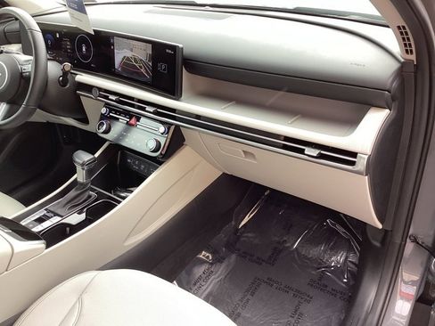 Certified 2025 Hyundai Tucson SEL image 22