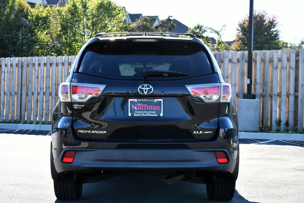 Used 2016 Toyota Highlander XLE AWD/4WD image 6