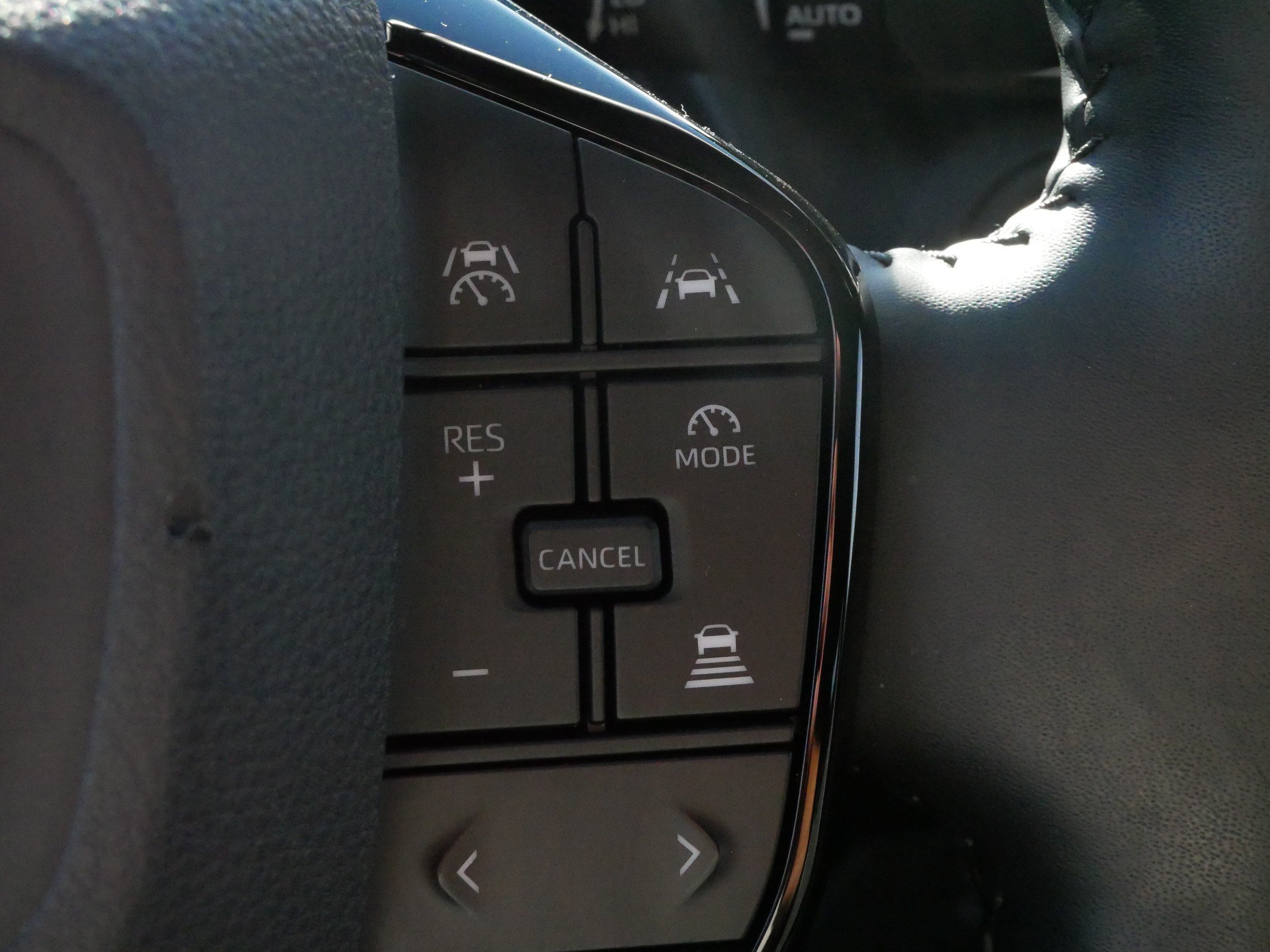 Used 2024 Toyota Prius XLE AWD/4WD image 26