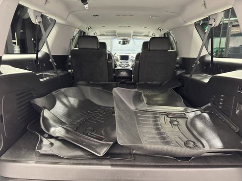 Used 2019 Chevrolet Suburban LT w/ LT Signature Package image 30