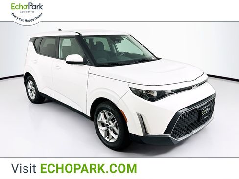 Used 2024 Kia Soul LX w/ Option Group 015 image 1