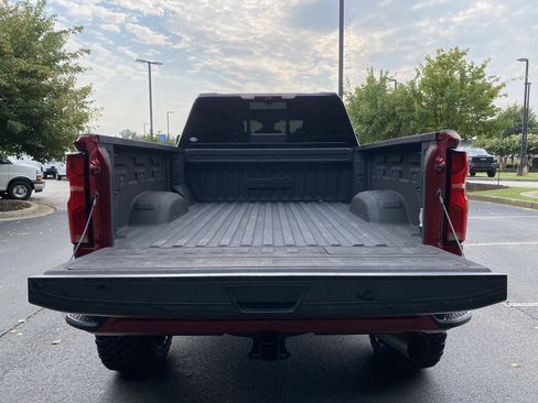 Used 2024 Chevrolet Silverado 2500 High Country w/ Technology Package AWD/4WD image 11