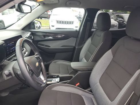 Certified 2024 Chevrolet TrailBlazer LT w/ Convenience Package AWD/4WD image 18