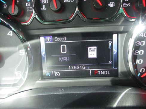 Used 2018 Chevrolet Silverado 1500 LTZ w/ Texas Edition image 17