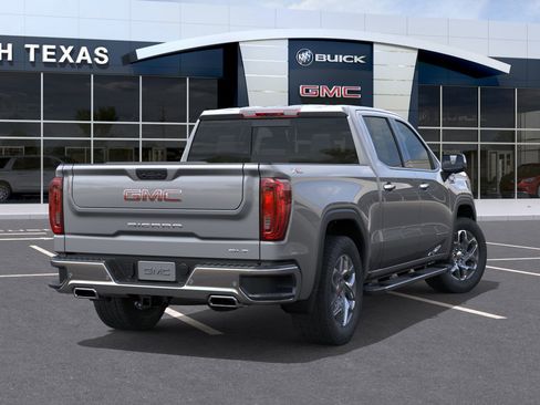 New 2026 GMC Sierra 1500 SLT image 4
