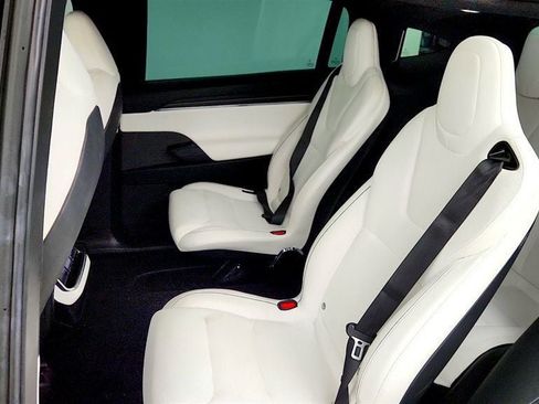 Used 2024 Tesla Model X Plaid AWD/4WD image 25