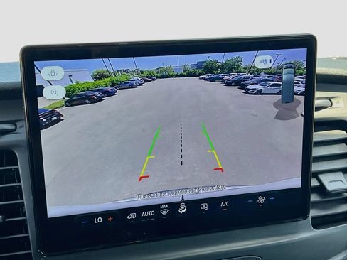 Used 2022 Ford E-Transit 148 High Roof Extended RWD image 14
