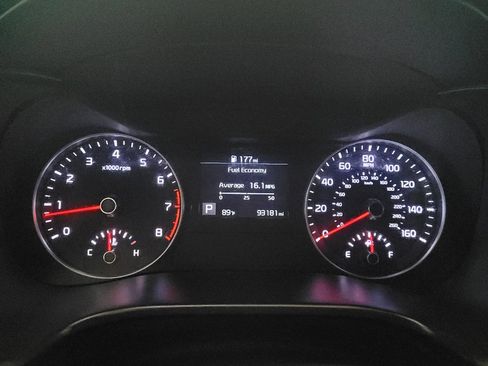 Used 2021 Kia Forte LXS FWD image 23