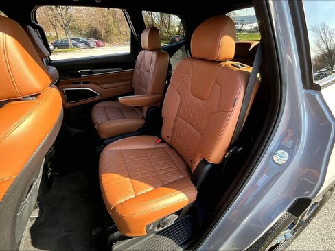 Used 2025 Kia Telluride EX X-Line image 20