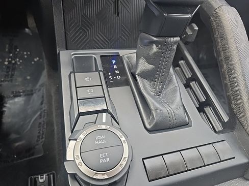 Certified 2024 Toyota Tacoma SR5 image 24