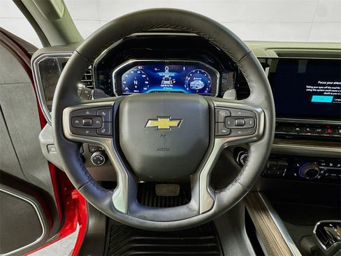 Certified 2025 Chevrolet Silverado 1500 LT w/ Convenience Package II image 9