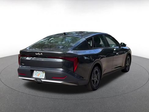 Used 2025 Kia K4 LXS image 15