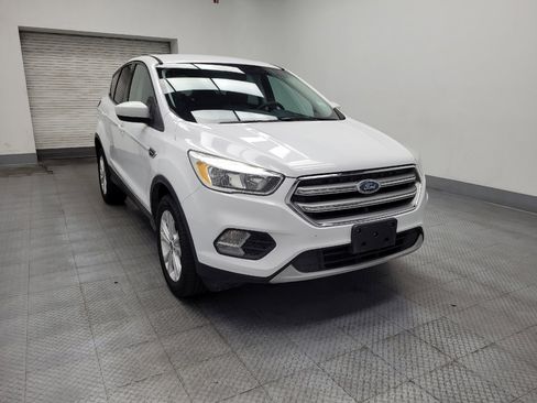 Used 2017 Ford Escape SE image 13