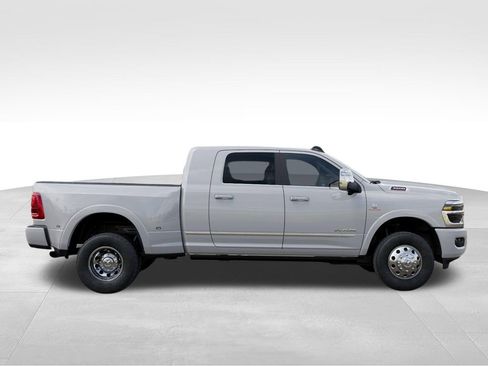 New 2026 RAM 3500 Limited image 21