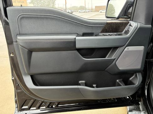 Used 2023 Ford F150 Lariat image 10