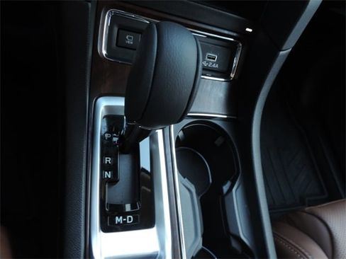 Certified 2025 Subaru Ascent Touring image 24