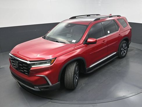 Used 2023 Honda Pilot Elite image 36