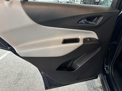 Used 2020 Chevrolet Equinox LT AWD/4WD image 17