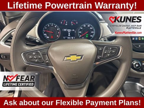 Used 2024 Chevrolet Malibu LT image 24