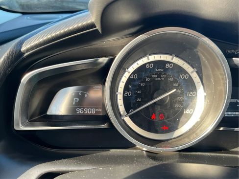 Used 2018 Toyota Yaris iA image 15